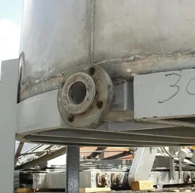 SPC6733  Tank 1606 gallon vertical tank, 304 SS, slope