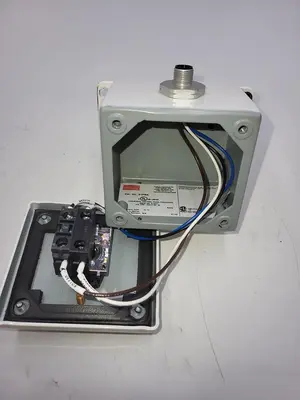New | in-Stock NVENT NVENT HOFFMAN E1PBG STEEL ENCLOSURE NEMA13, IP65 & ONE WIRED ALLEN BRADLEY PUSHBUTTON 800F-N3W Electrical Boxes Michigan US | ND Industrial Surplus #1304837