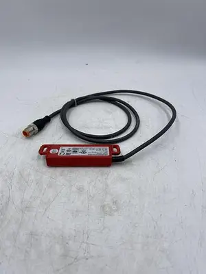 USED EUCHNER EUCHNER CES-AR-CR2-CH-SA-105745