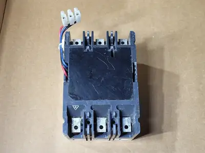 Used EATON CUTLER-HAMMER HMAP003A0C Switchgears British Columbia CA | Lenmark #477715