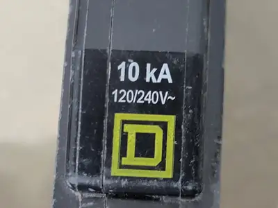 USED SQUARE D QOB130