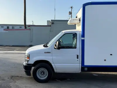 Used 2023 FORD E-350 Reefer Trucks Florida US | Truck and Van Outlet #1509225