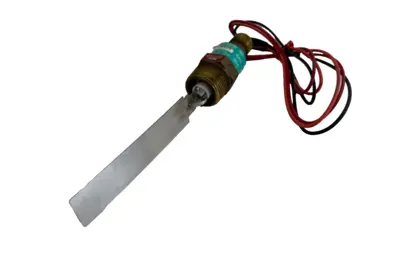 NEW GEM SENSORS 29609 FLOW TRANSMITTER FS-550