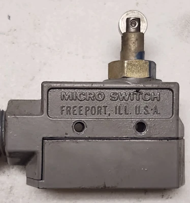 USED MICROSWITCH BZE6-2RQ8
