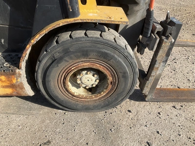 Used YALE GLP040 Internal Combustion Forklifts: Pneumatic Tire Michigan US | Miedema Asset Management Group #1579382