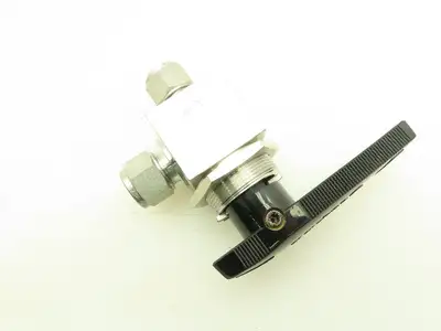 Swagelok SS-45S12MM-A  12mm Tube Fitting Ball Valve 1500PSI 316 Stainless Elbow