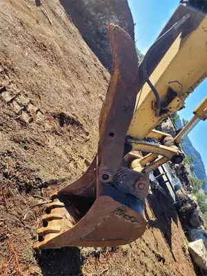 USED 2006 KOMATSU PC78MR-6