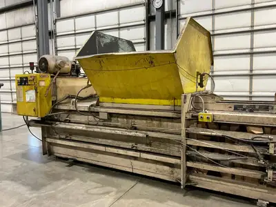 Balemaster 772 Horizontal Cardboard Baler 48x32x72" Bale Manual Tie 25Hp 480V
