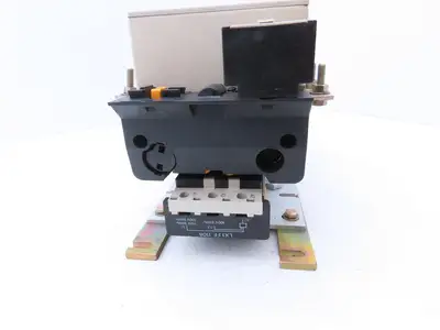 Telemecanique LC2F115 Motor Starter Reversing Contactor 80kW 1000V 110V Coil