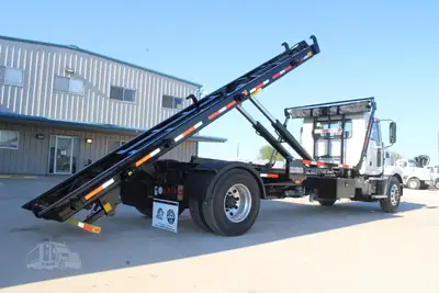 New | in-Stock 2025 MACK MD6 Hooklifts & Roll-Offs Texas US | Roll Off Truck World #1491908