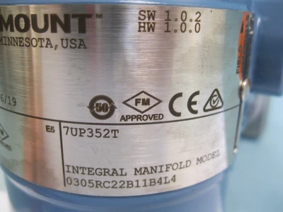 NEW Rosemount 2051CG2A02A1AS5E5M5Q4