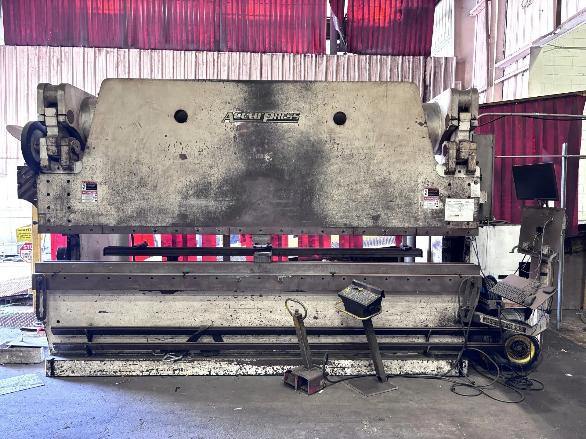 Used 2000 ACCURPRESS 740014 Press Brakes Illinois US | Asset Exchange Corporation #1295412