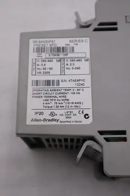 ALLEN BRADLEY 160-BA03NPS1 AC 1HP 380-460V-AC 0-240HZ DRIVE #H1256