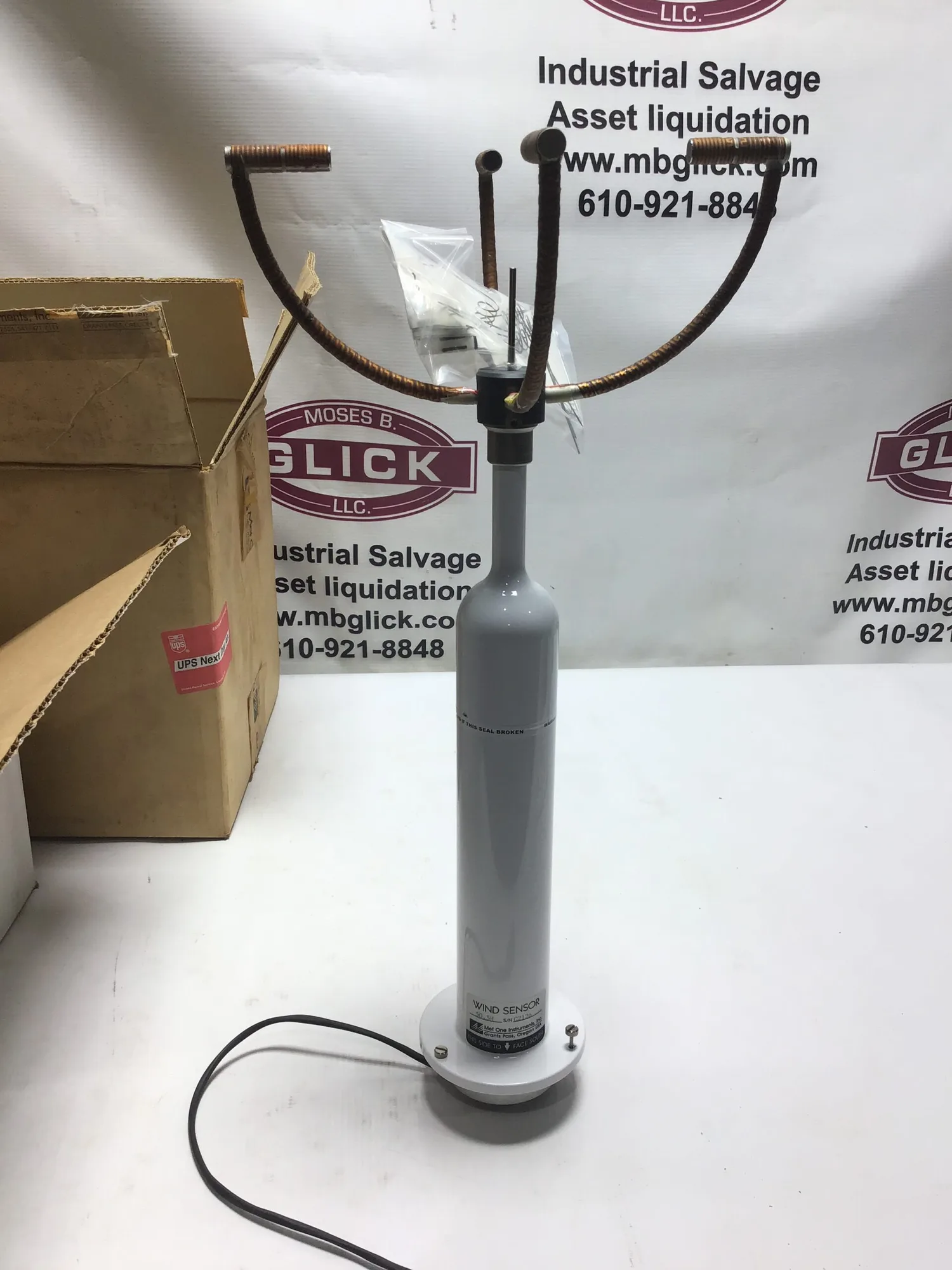 Met One Instruments 1021583 – 50.5H Ultrasonic Anemometer Sonic Wind Speed Sensor