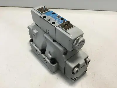 USED VICKERS DG4V-3-6C-M-U-HL7-60-B13