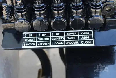 Used 2027 MACK MD7 Hooklifts & Roll-Offs Texas US | Roll Off Truck World #1491922