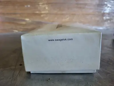 NEW SWAGELOK SS-51K-63LLK-0G