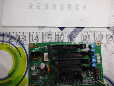USED YAHAMA KV8-M4570-002