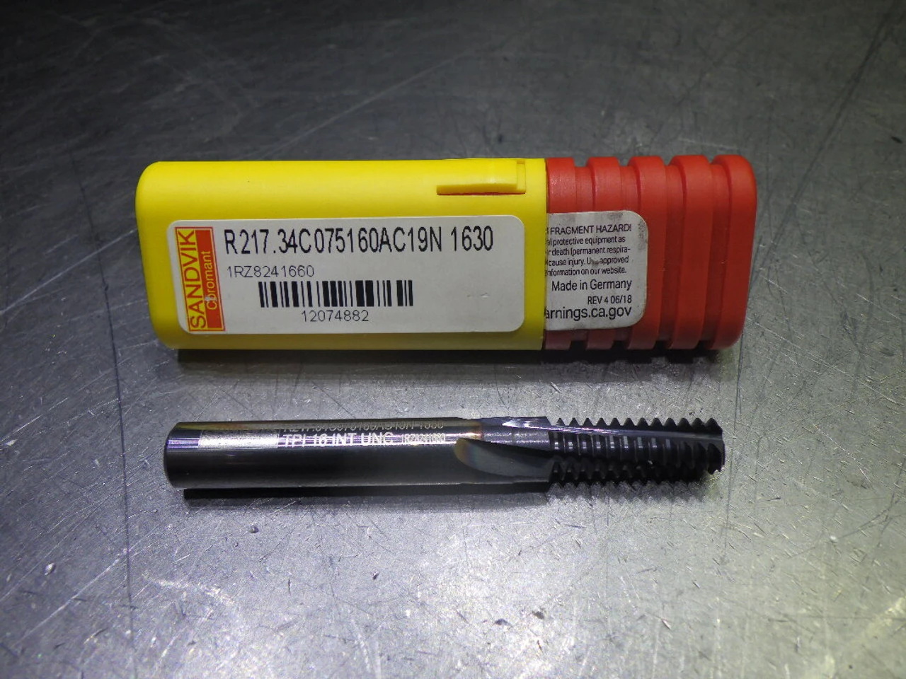 Sandvik 3/8-16 UNC 4 Flute Carbide Thread Mill R217.34C075160AC19N 1630 (LOC2903B)