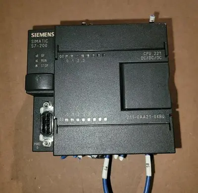 USED SIEMENS 1P6ES7 211-0AA21-0XB0
