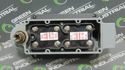 Namco EA700-56700 Snap-Lock Rotary Limit Switch No Hardware Included Used