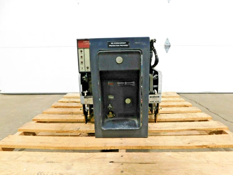 Used GE AKR-6D-30 Circuit Breakers Ohio US | Equipment Recovery Corp. #1331084