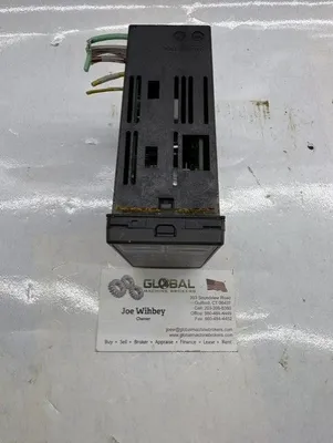 YOKOGAWA UT320 controller | Global Machine Brokers, LLC (6)
