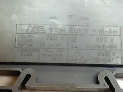 Used Morsettitalia DIN Rail Fuse Terminal Block 30A 600V LOT OF 2 Terminal Blocks Michigan US | Maverick Industrial Sales #1394195