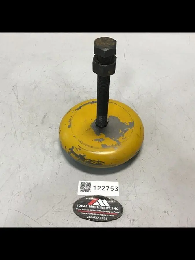 USED METAL FABRICATOR LEVELING PAD