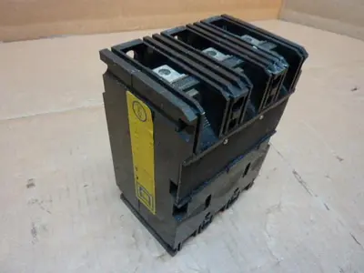 USED SQUARE D FAL32015