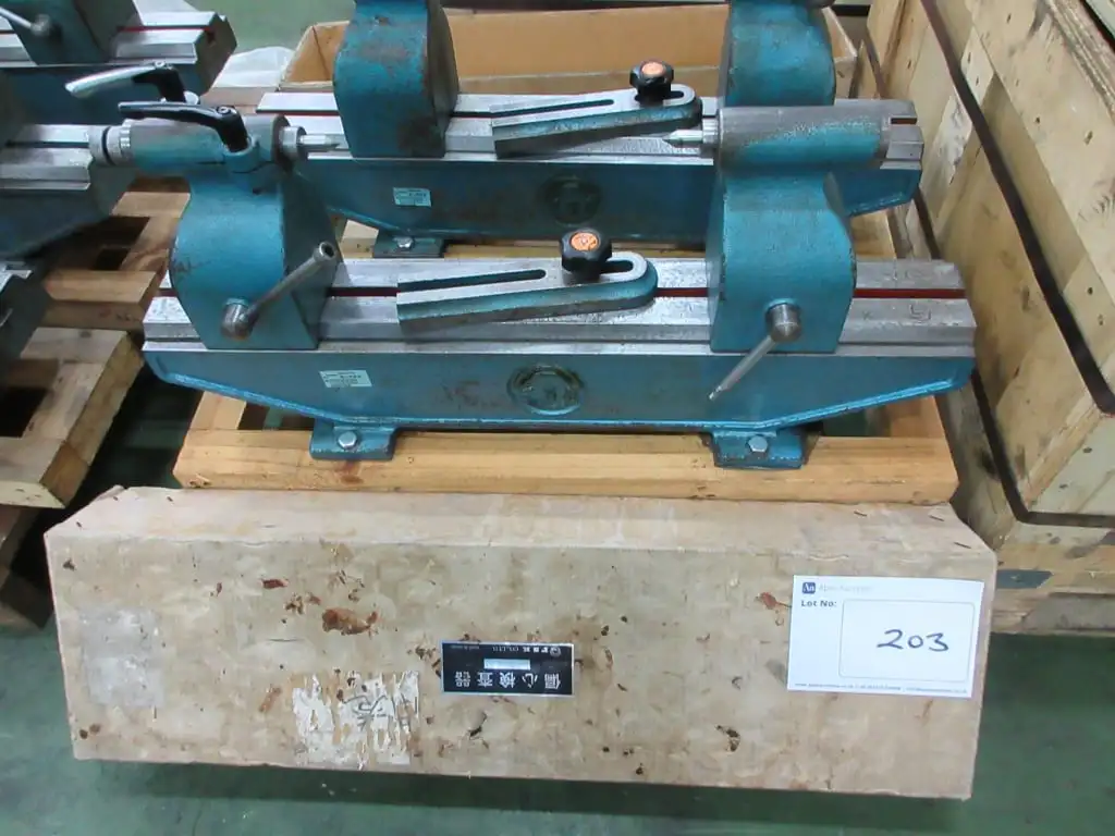 Used _UNKNOWN_ _UNKNOWN_ Bench Centers TW | Apex Group #1551385