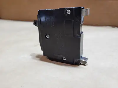 Used SQUARE D QO120 Switchgears British Columbia CA | Lenmark #1438660