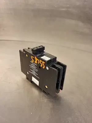 Cutler Hammer E-7819 LR43556 10A Circuit Breaker, 2 pole, (BIN 3.5.2)