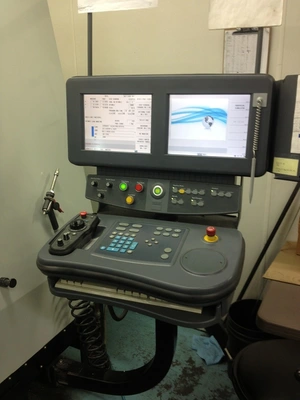 USED 2011 HURCO VMX42