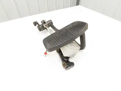 Hyster E50XM-33 Electric Forklift Brake Pedal & Master Cylinder Assembly