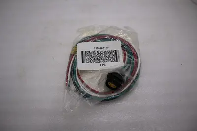 NEW AB Allen Bradley 888N-F4AF1-3F Receptacle 888NF4AF13F CABLE STOCK H1112