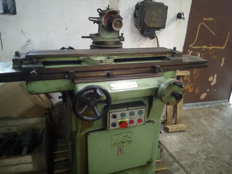 Used TOS BN 102 B Tool & Cutter Grinders | Amaron s.r.o. #1060742