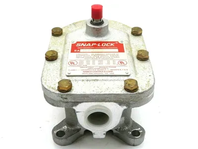 NEW NAMCO CONTROLS EA800-10150 LIMIT SWITCH EA80010150