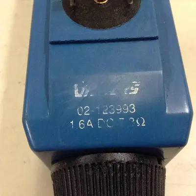 Used MOOG VDBEP06A40007GB Valves/Fittings Michigan US | Ideal Machinery #1309657