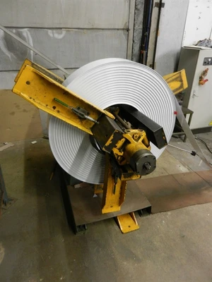 USED DIMECO DECOIL./ STRAIGHT/ FEEDER LVD PUNCHPRESS