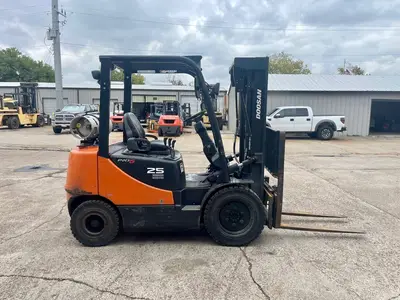 Used 2016 DOOSAN G25P-5 Internal Combustion Forklifts: Pneumatic Tire Texas US | TB Forklifts #1274992