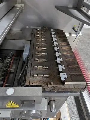 Klockner model LA-500 vertical strip packager
