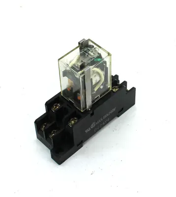 USED OMRON LY2N