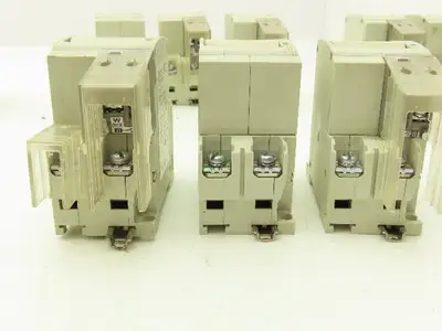 Fuji Electric CP32F-M005 | CP32F-M003 Circuit Breakers 3A 5A Mixed Lot of 11