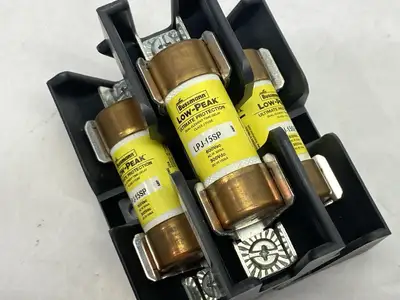 Used Bussmann Pyramid Fuse Block w/ LPJ-15SP Time Delay Fuses Fuse Accessories Michigan US | Maverick Industrial Sales #1401296