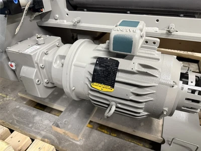 62" Wide Pull Roll Assembly For Granulator