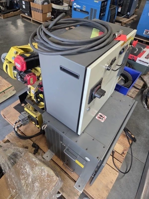 Used 2007 FANUC ARC MATE 100IB/6S 1215-B811 Robots Missouri US | Revelation Machinery #874565