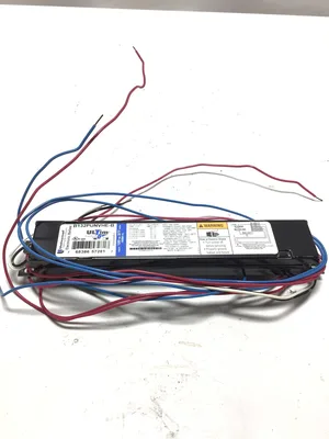 USED UNIVERSAL LIGHTING TECHNOLOGIES (ULTIM SERIES) B132PUNVHE-B