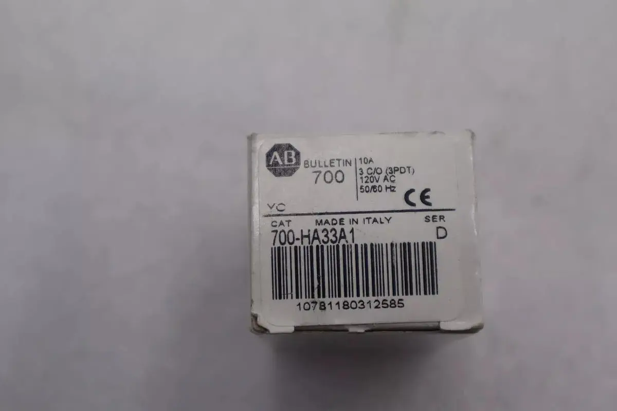 LOT OF 2 NEW OPEN BOX AB ALLEN BRADLEY 700-HA33A1 RELAY STOCK K-3395