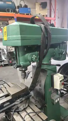 Used GRIZZLY A1SA Vertical Mills Ontario CA | Avo's Machinery Equipment Inc. #1368341